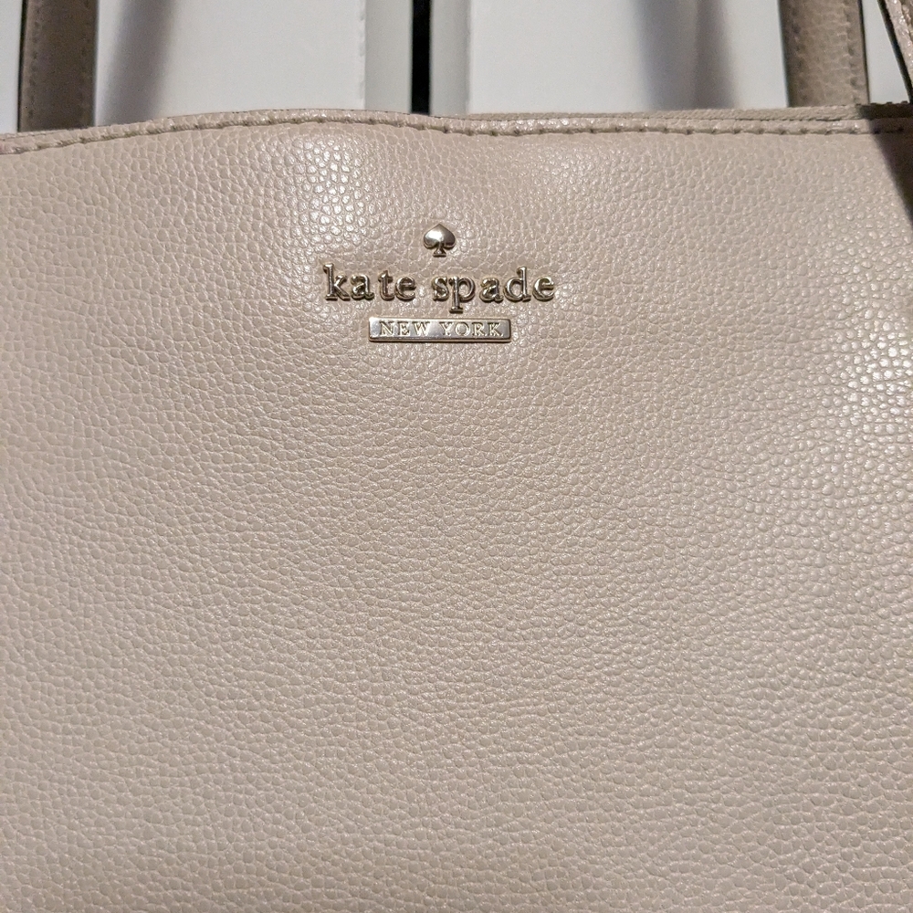 Kate Spade Tote Bag - Picture 2 of 10